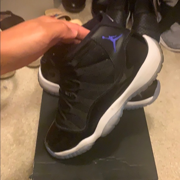2016 space jam 11’s - Picture 3 of 4